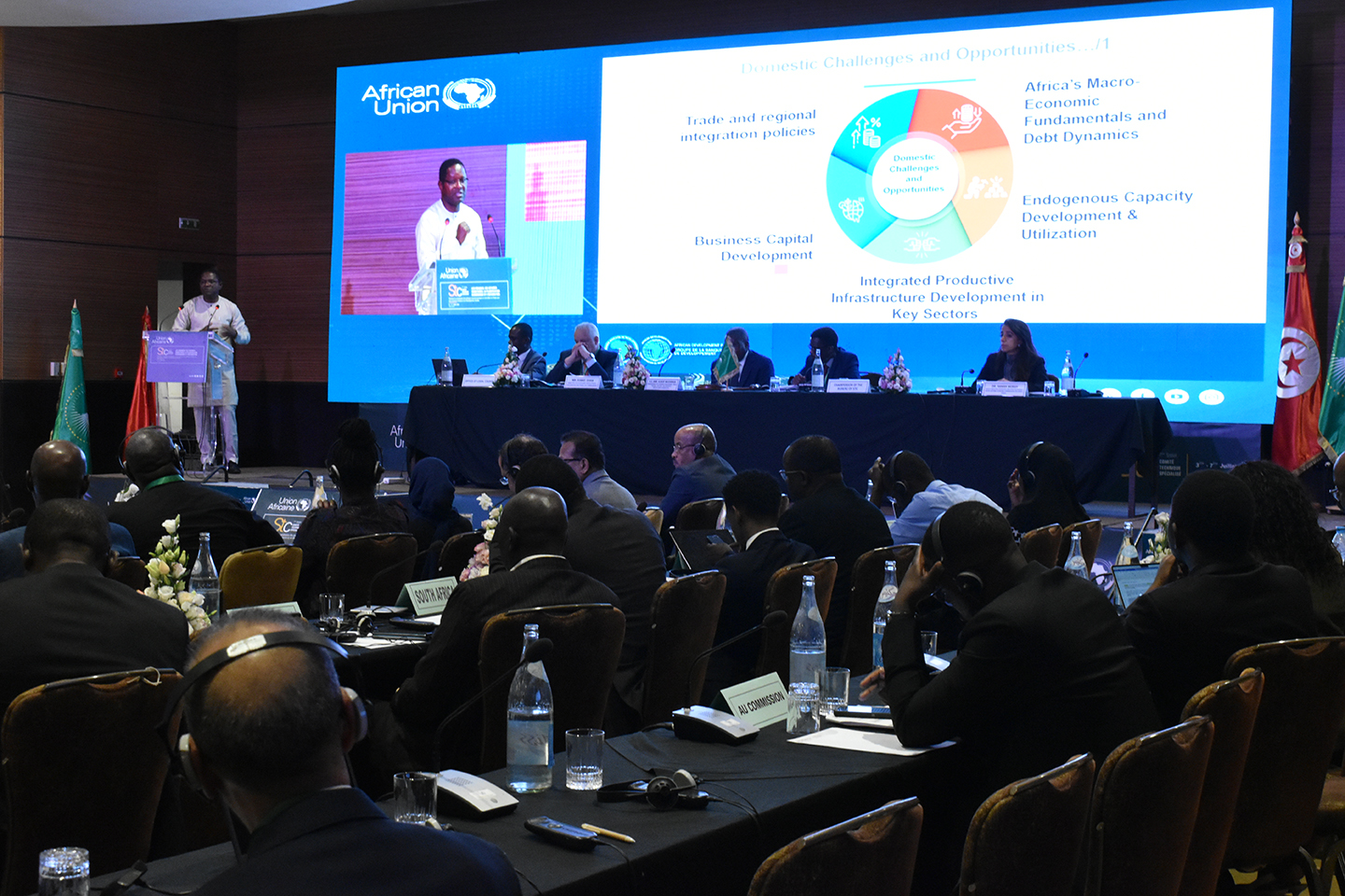 Organisation Seminaire Congres en tunisie, Système de conférence en Tunisie, Matériel Sonorisation en Tunisie, Matériel Projection en tunisie