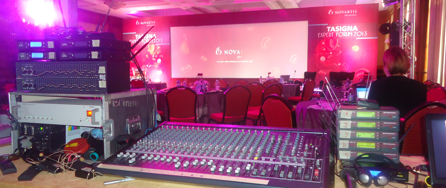 Organisation Seminaire Congres en tunisie, Système de conférence en Tunisie, Matériel Sonorisation en Tunisie, Matériel Projection en tunisie